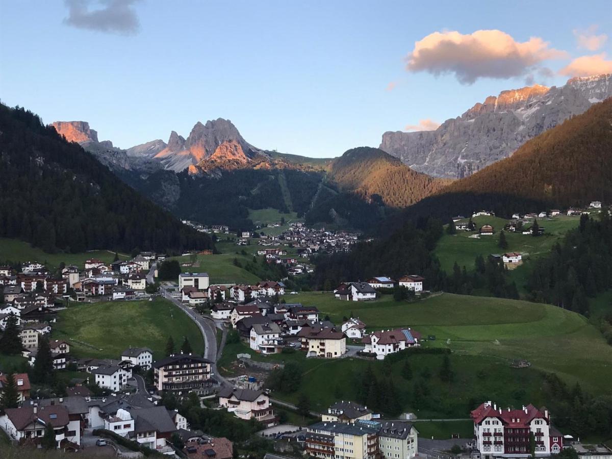 Pension Dolomieu Santa Cristina Val Gardena 外观 照片